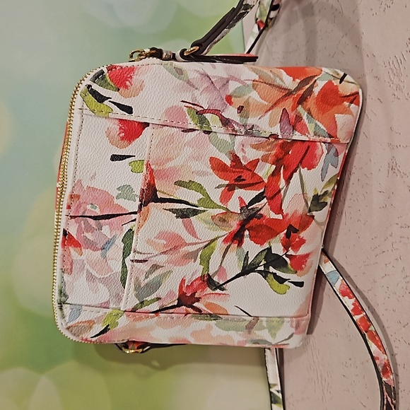 Liz Claiborne floral crossbody adjustable strap pink floral adjustable strap EUC - Picture 7 of 13